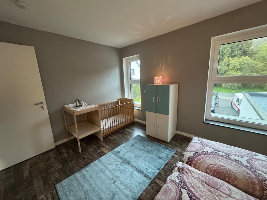 Modernes Ferienhaus In Uedersdorf ภายนอก รูปภาพ